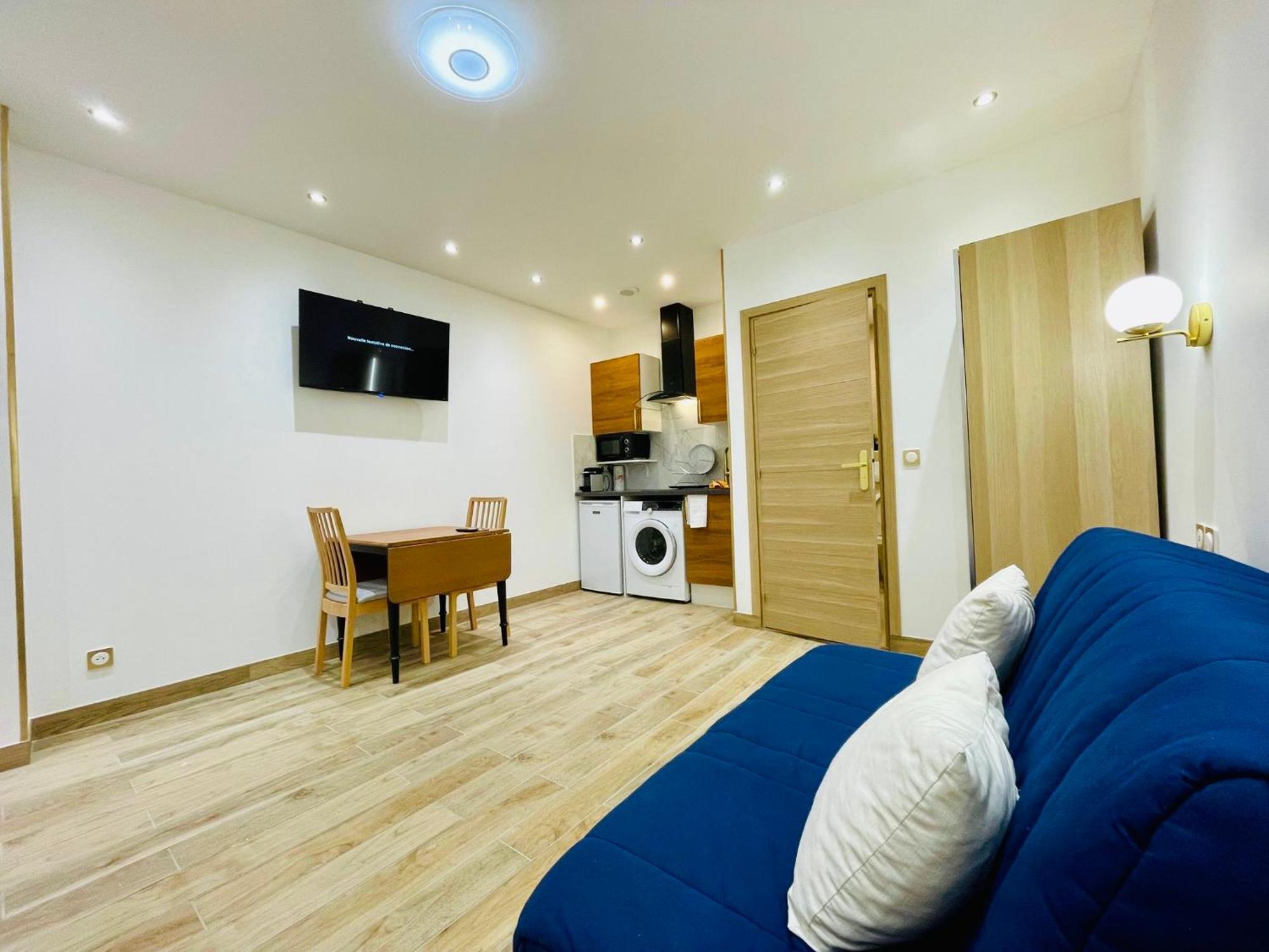 Mozart Passy Apartment *